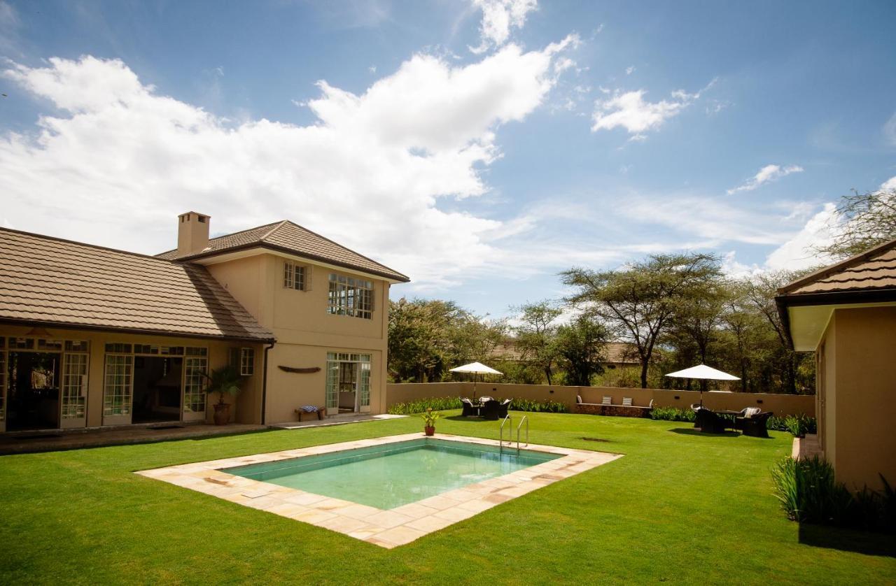 Hotel The Safari House à Usa River Extérieur photo