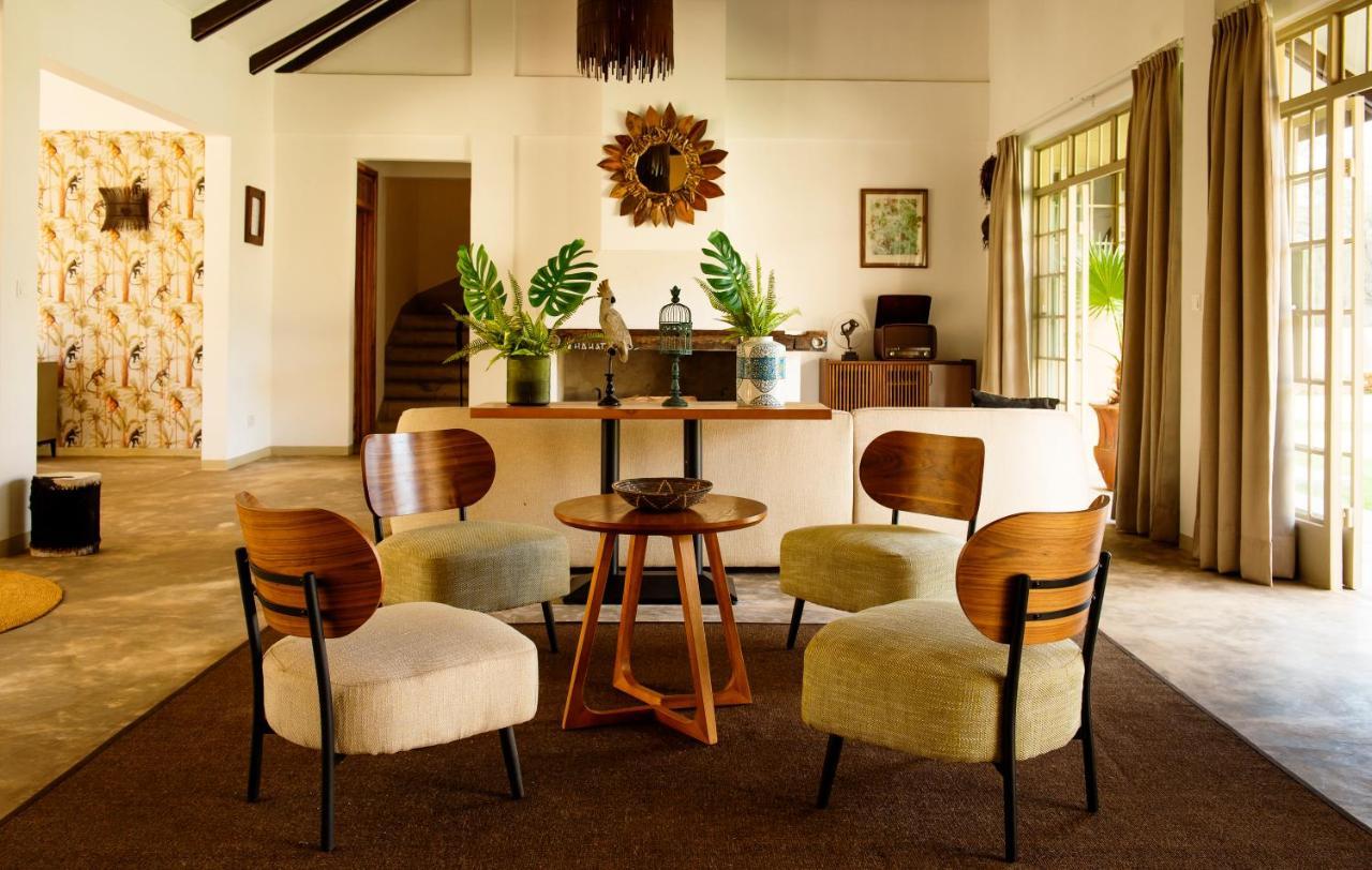 Hotel The Safari House à Usa River Extérieur photo